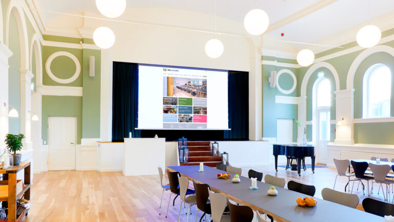 Bagprojektionsløsning på Hotel Sakskøbing